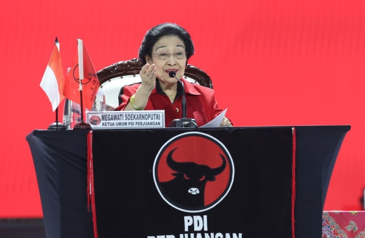 Megawati Soekarnoputri dalam “open house” Lebaran 2026 di DPP PDIP Jakarta untuk konsolidasi politik partai