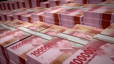 Uang Rp100.000 sebagai ilustrasi perputaran uang Lebaran 2026 yang diproyeksikan mencapai Rp190 triliun